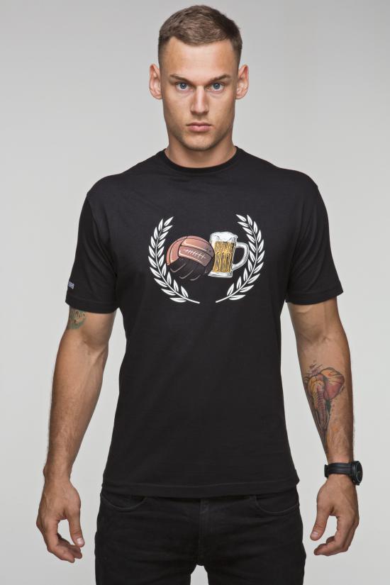 USW007 Beer and Football BLACK T-SHIRT DTG
