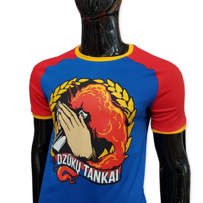 High quality blue raglan tshirt in new fasion style with red sleeves and yellow ribbons. Awesome multicoloured Dzuku Tankai big screen print