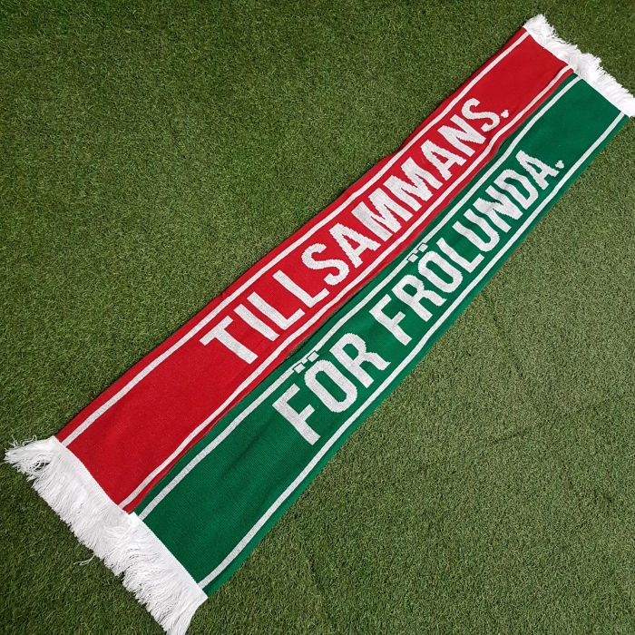 ultras Knitted scarf